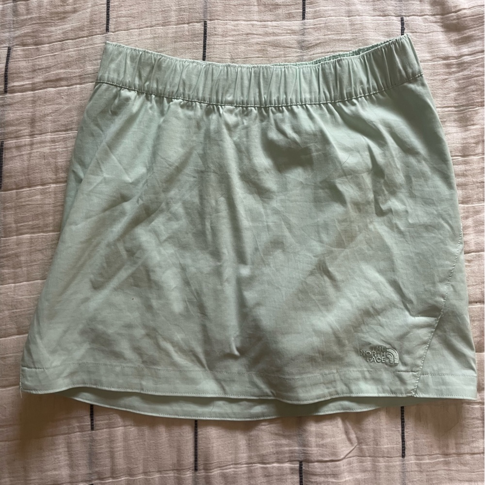 The North Face skirt, size medium